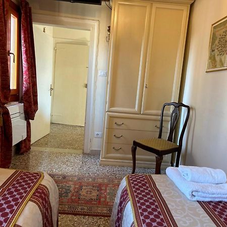 Emanuela'S Flat Apartment Венеция Екстериор снимка